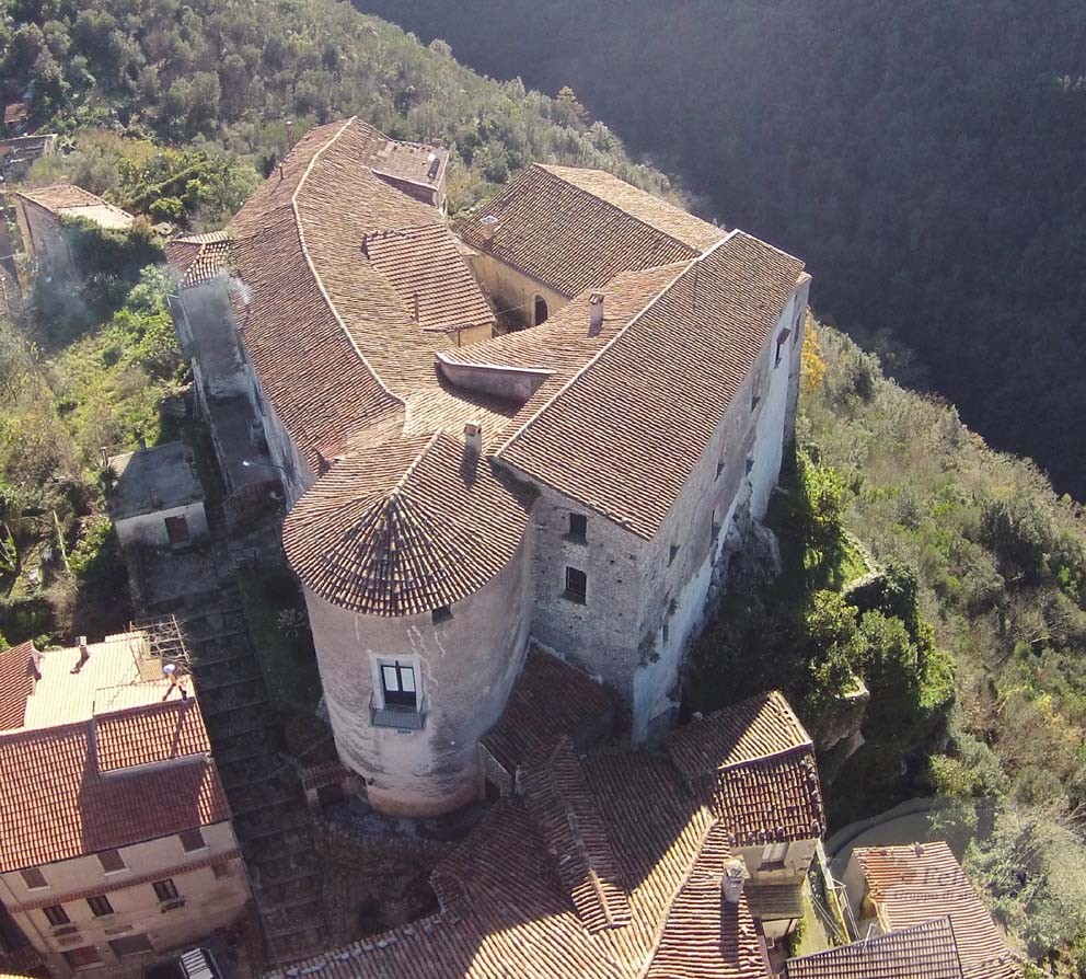 il palazzo visto dal cielo